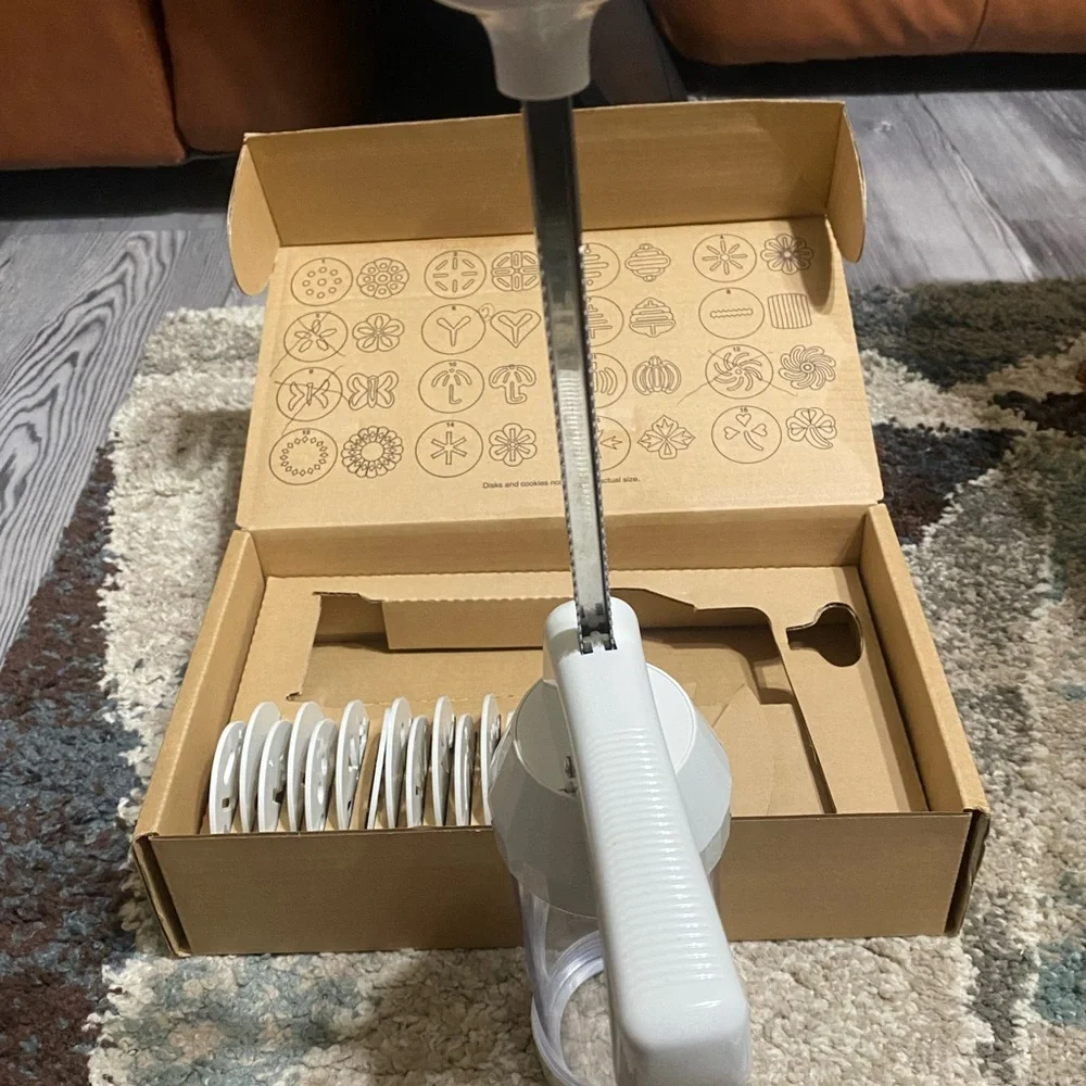 Pampered Chef Cookie Press with‎ Discs Missing 2 Discs